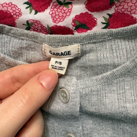 Garage Light Gray Ribbed Button-Up Top - Picture 2 of 3